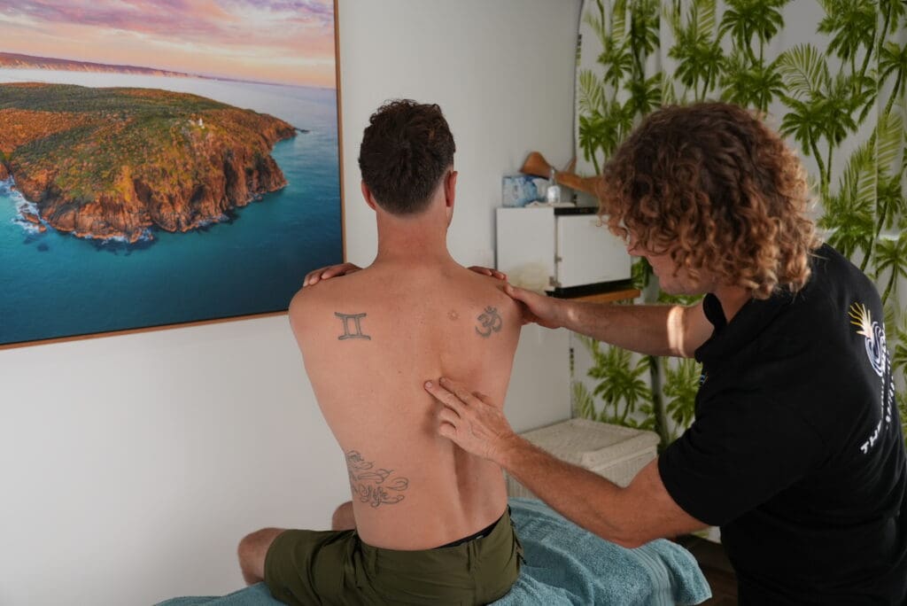 manual-therapy-bonny-hills-laurieton-lake-cathie-thoracic-facet-rotation-mobility-assessment